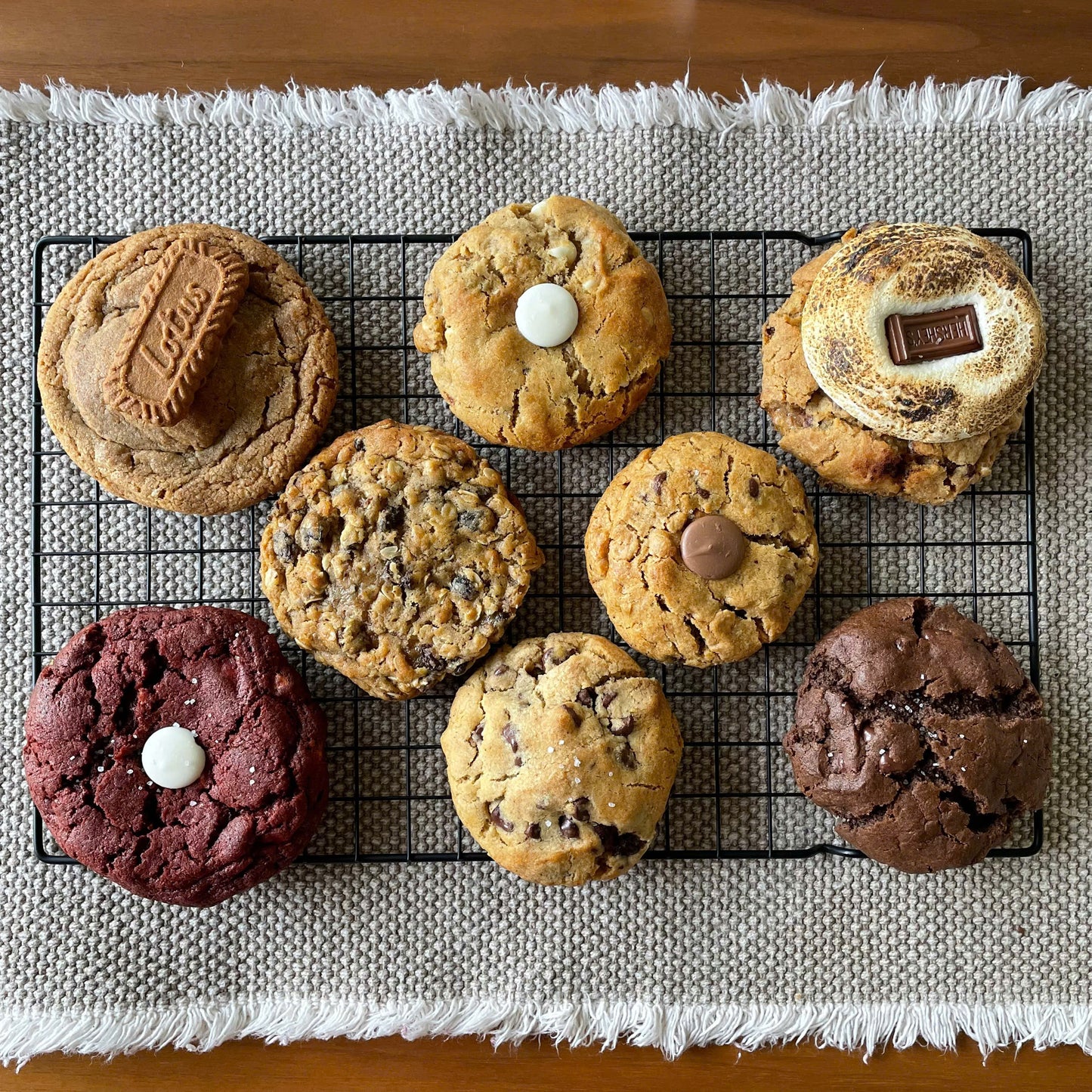 8 Assorted Cookies